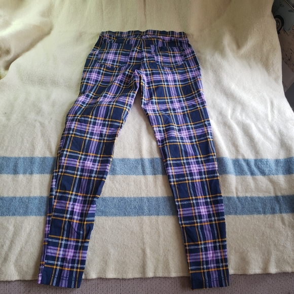 Purple plaid pants - Picture 2 of 3